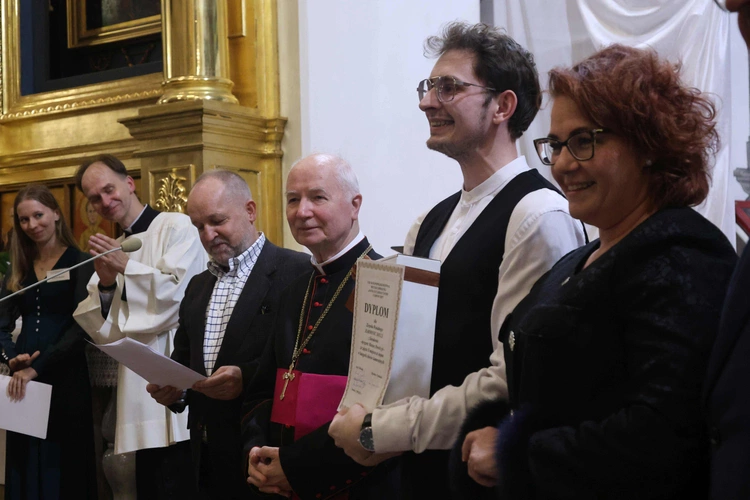 Sacra Ecclesiae Cantio