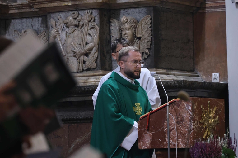 Sacra Ecclesiae Cantio