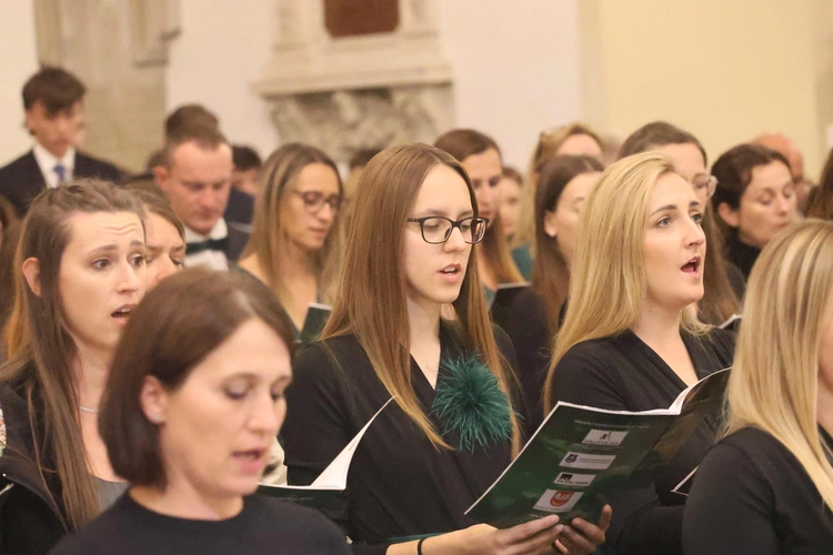 Sacra Ecclesiae Cantio