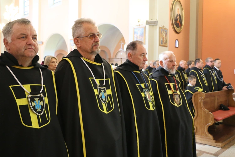 Smardzewo. Wprowadzenie relikwii św. Andrzeja Boboli i bł. kard. Stefana Wyszyńskiego