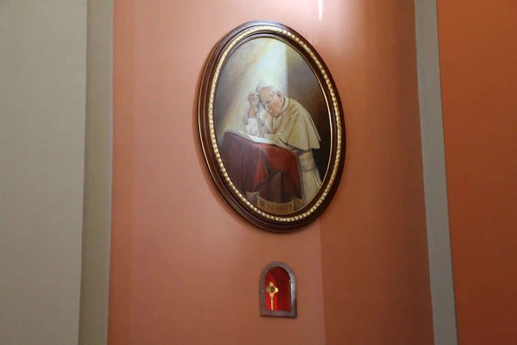 Smardzewo. Wprowadzenie relikwii św. Andrzeja Boboli i bł. kard. Stefana Wyszyńskiego