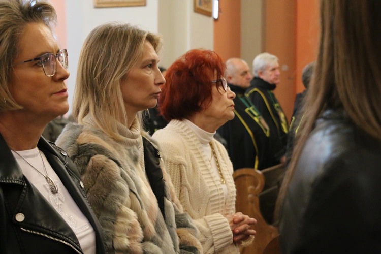 Smardzewo. Wprowadzenie relikwii św. Andrzeja Boboli i bł. kard. Stefana Wyszyńskiego