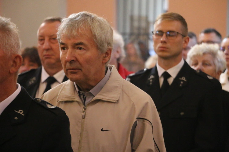 Smardzewo. Wprowadzenie relikwii św. Andrzeja Boboli i bł. kard. Stefana Wyszyńskiego