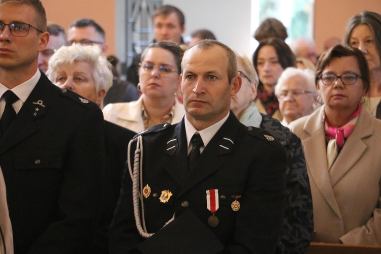 Smardzewo. Wprowadzenie relikwii św. Andrzeja Boboli i bł. kard. Stefana Wyszyńskiego