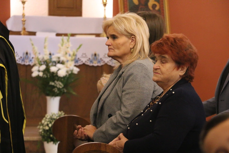 Smardzewo. Wprowadzenie relikwii św. Andrzeja Boboli i bł. kard. Stefana Wyszyńskiego