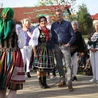 W ramach podsumowania projektu odbyły się także warsztaty z tańca ludowego.