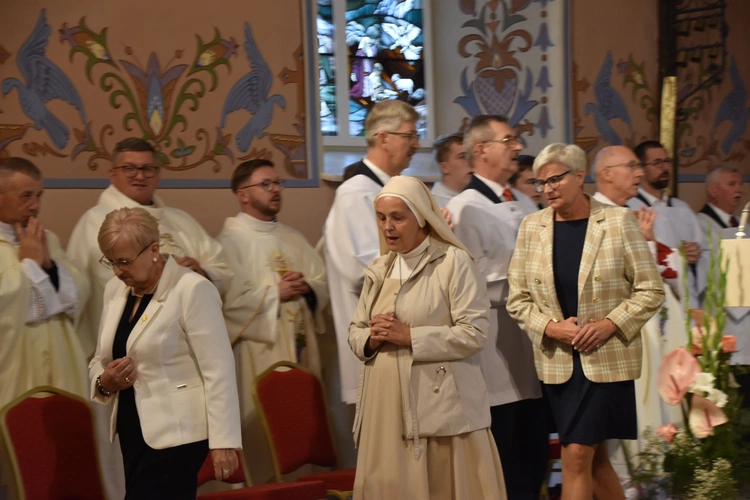 Mława. Dziękczynienie za 80 lat posługi sióstr misjonarek Świętej Rodziny