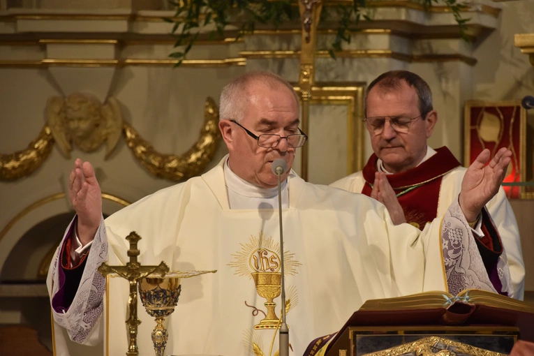Mława. Dziękczynienie za 80 lat posługi sióstr misjonarek Świętej Rodziny