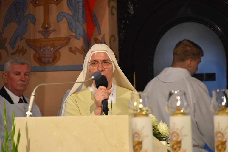 Mława. Dziękczynienie za 80 lat posługi sióstr misjonarek Świętej Rodziny