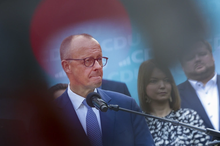 Niemcy/Merz: Europa nie jest już w stanie pokoju z Rosją
