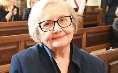 Pogrzeb spóźniony o 85 lat - 16 ofiar zbrodni katyńskiej doczekało się godnego pochówku