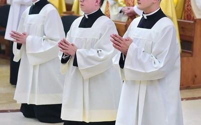 Przed Mszą św. odbyły się obłóczyny i kandydatura alumna trzeciego roku seminarium.