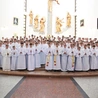 Chłopcy będą współodpowiedzialni za pięknie przygotowaną liturgię w parafiach. 
