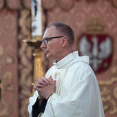 O. P. Wiśniewski redemptorysta, proboszcz parafii Nawiedzenia NMP w Bardzie, przełożony wspólnoty i kustosz sanktuarium Matki Bożej Strażniczki Wiary.