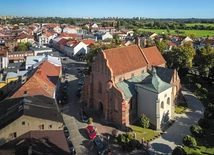 Kościół św. Bartłomieja w Koninie to gotyk z dodatkiem renesansowej kaplicy. 