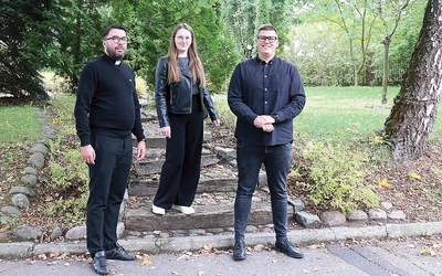  – Warto do nas dołączyć, bo DA to przestrzeń, którą tworzą ludzie młodzi dla młodych – zapraszają na spotkania ks. Adrian Jakubiak, Martyna Sambor i Kacper Wlazło.