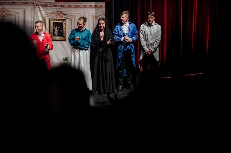 "Świętoszek" w wykonaniu Teatru z Klasą