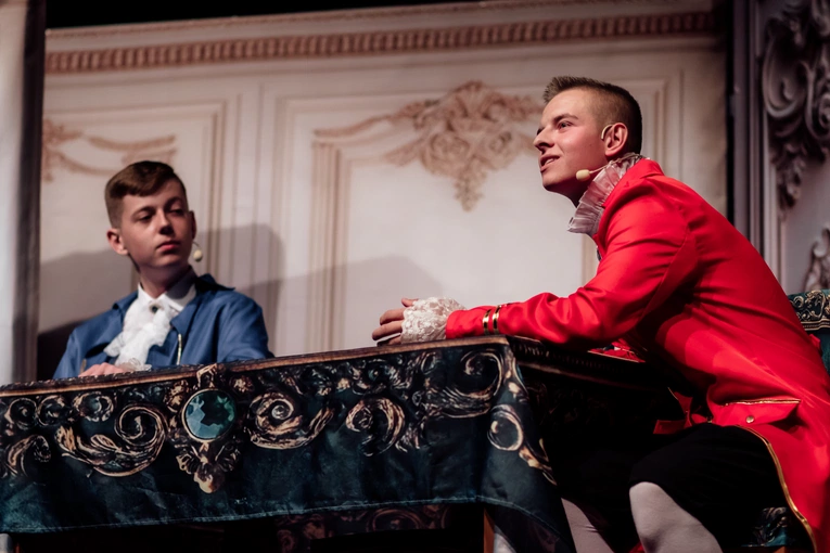 "Świętoszek" w wykonaniu Teatru z Klasą