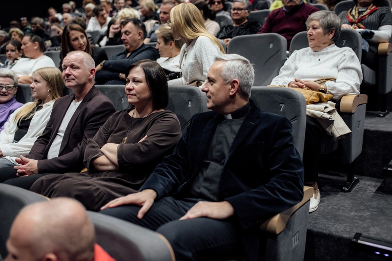 "Świętoszek" w wykonaniu Teatru z Klasą