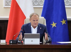 Tusk o rosyjskich prowokacjach: Mamy incydent w pobliżu portu w Szczecinie