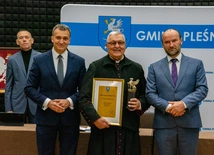"Srebrny gryf" dla ks. prałata Józefa Bobowskiego