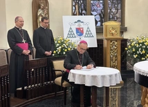 Abp Przybylski kanonicznie objął rządy w archidiecezji katowickiej