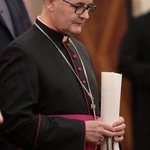 Abp Przybylski kanonicznie objął rządy w archidiecezji katowickiej, cz. 1
