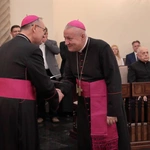 Abp Przybylski kanonicznie objął rządy w archidiecezji katowickiej, cz. 1