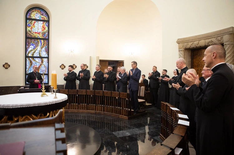 Abp Przybylski kanonicznie objął rządy w archidiecezji katowickiej, cz. 2