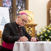 Abp Przybylski kanonicznie objął rządy w archidiecezji katowickiej, cz. 2