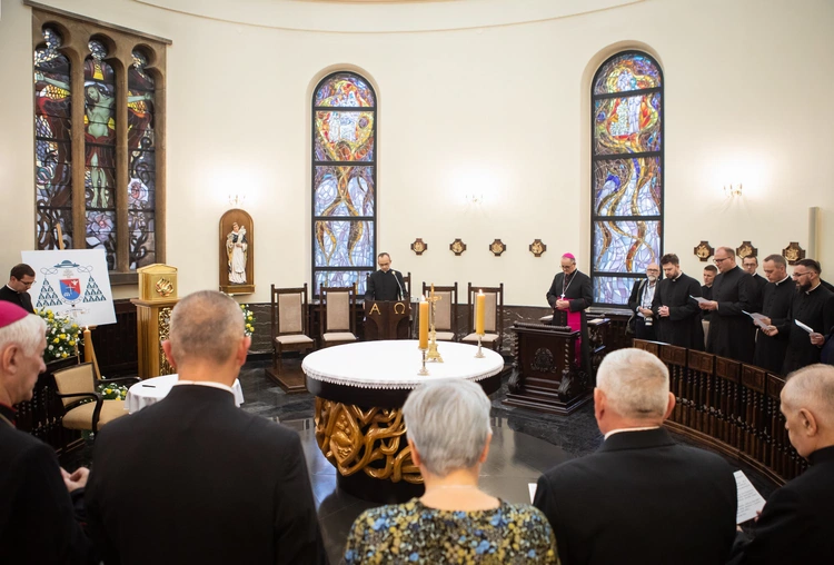 Abp Przybylski kanonicznie objął rządy w archidiecezji katowickiej, cz. 2
