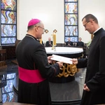 Abp Przybylski kanonicznie objął rządy w archidiecezji katowickiej, cz. 2