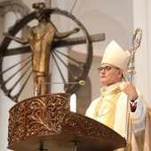 Abp Przybylski podczas ingresu: śląski lud wciąż potrzebuje Jezusa