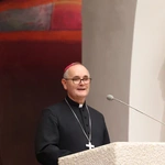 Wieczór uwielbienia z abp. Andrzejem Przybylskim [zdjęcia]