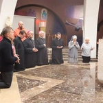Wieczór uwielbienia z abp. Andrzejem Przybylskim [zdjęcia]