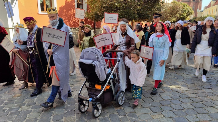 Polska historia wyszła na ulice - III Wrocławski Orszak Dziejów