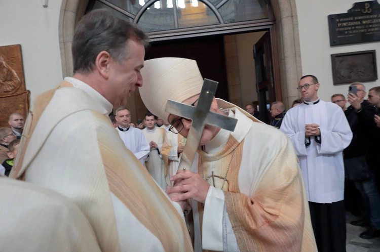 Ingres abp. Andrzeja Przybylskiego do katowickiej archikatedry, cz. 1