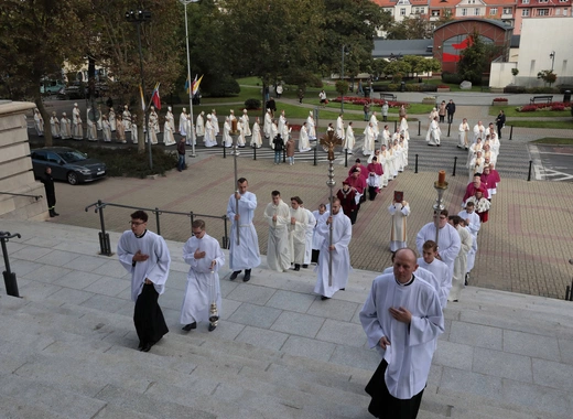 Ingres abp. Andrzeja Przybylskiego do katowickiej archikatedry, cz. 1
