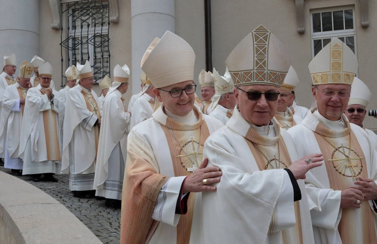 Ingres abp. Andrzeja Przybylskiego do katowickiej archikatedry, cz. 1