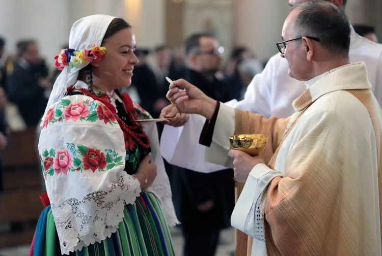 Ingres abp. Andrzeja Przybylskiego do katowickiej archikatedry, cz. 1