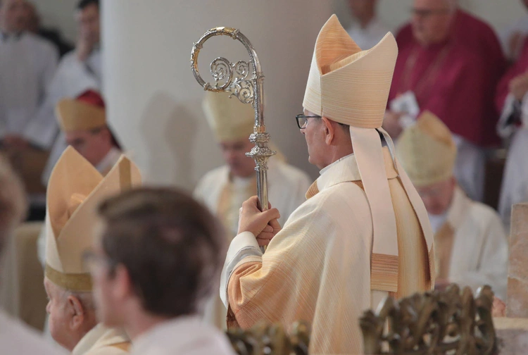 Ingres abp. Andrzeja Przybylskiego do katowickiej archikatedry, cz. 1