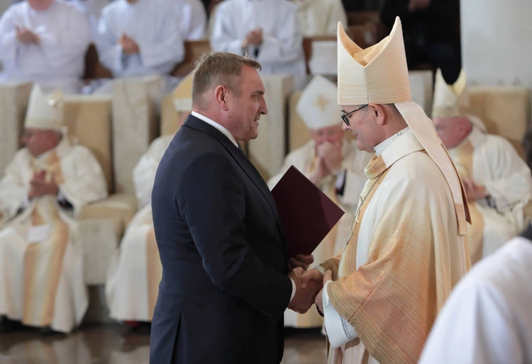 Ingres abp. Andrzeja Przybylskiego do katowickiej archikatedry, cz. 1