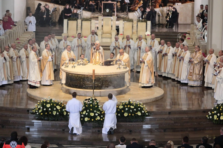 Ingres abp. Andrzeja Przybylskiego do katowickiej archikatedry, cz. 1