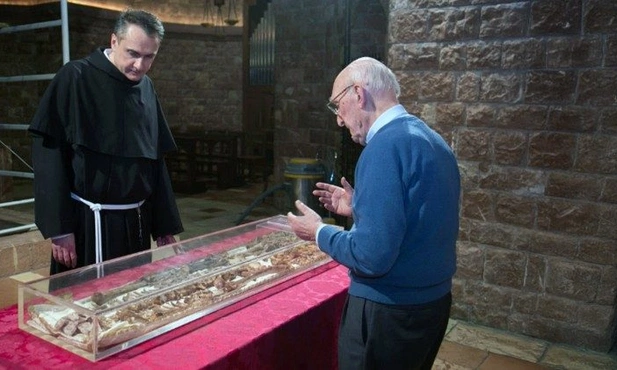 Pierwsze dłuższe wystawienie na widok publiczny ciała św. Franciszka z Asyżu