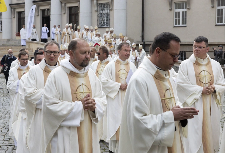 Ingres abp. Andrzeja Przybylskiego do katowickiej archikatedry, cz. 2