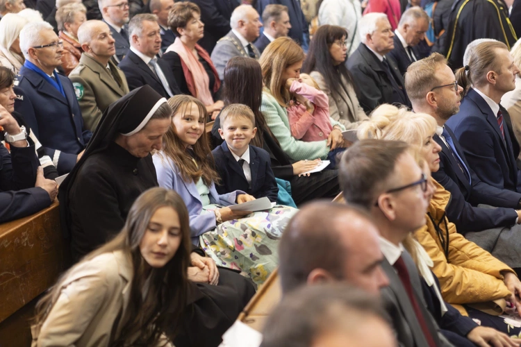 Ingres abp. Andrzeja Przybylskiego do katowickiej archikatedry, cz. 2