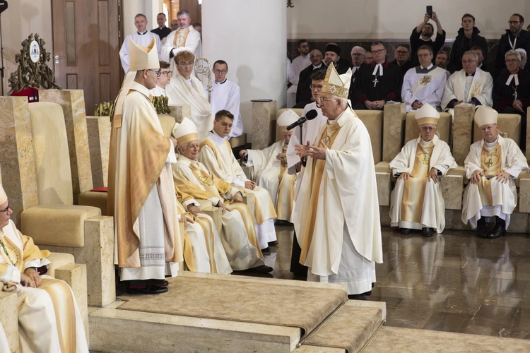 Ingres abp. Andrzeja Przybylskiego do katowickiej archikatedry, cz. 2