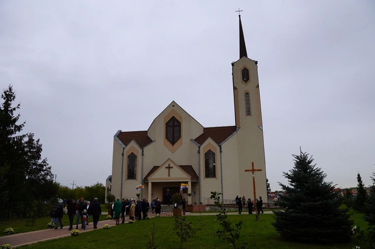 Powięcenie kościoła pw. św. Faustyny w Górze