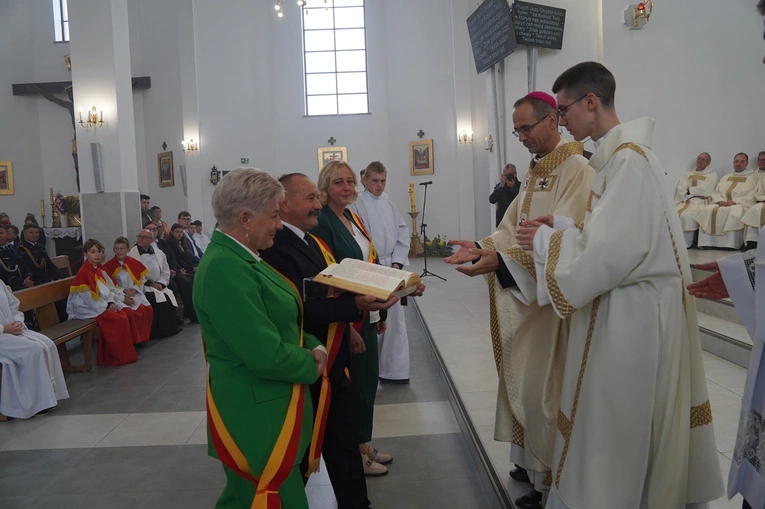 Powięcenie kościoła pw. św. Faustyny w Górze