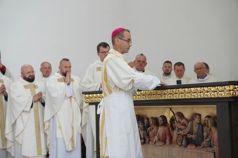 Powięcenie kościoła pw. św. Faustyny w Górze